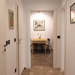 Friends Apartment Ruse